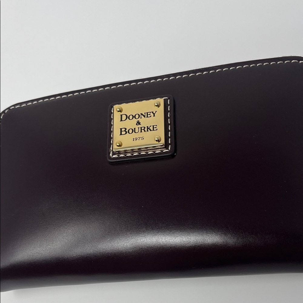 Dooney and Bourke Wexford Leather Zip Around Phone Wristlet Clutch - Bordeaux - Picture 3 of 9